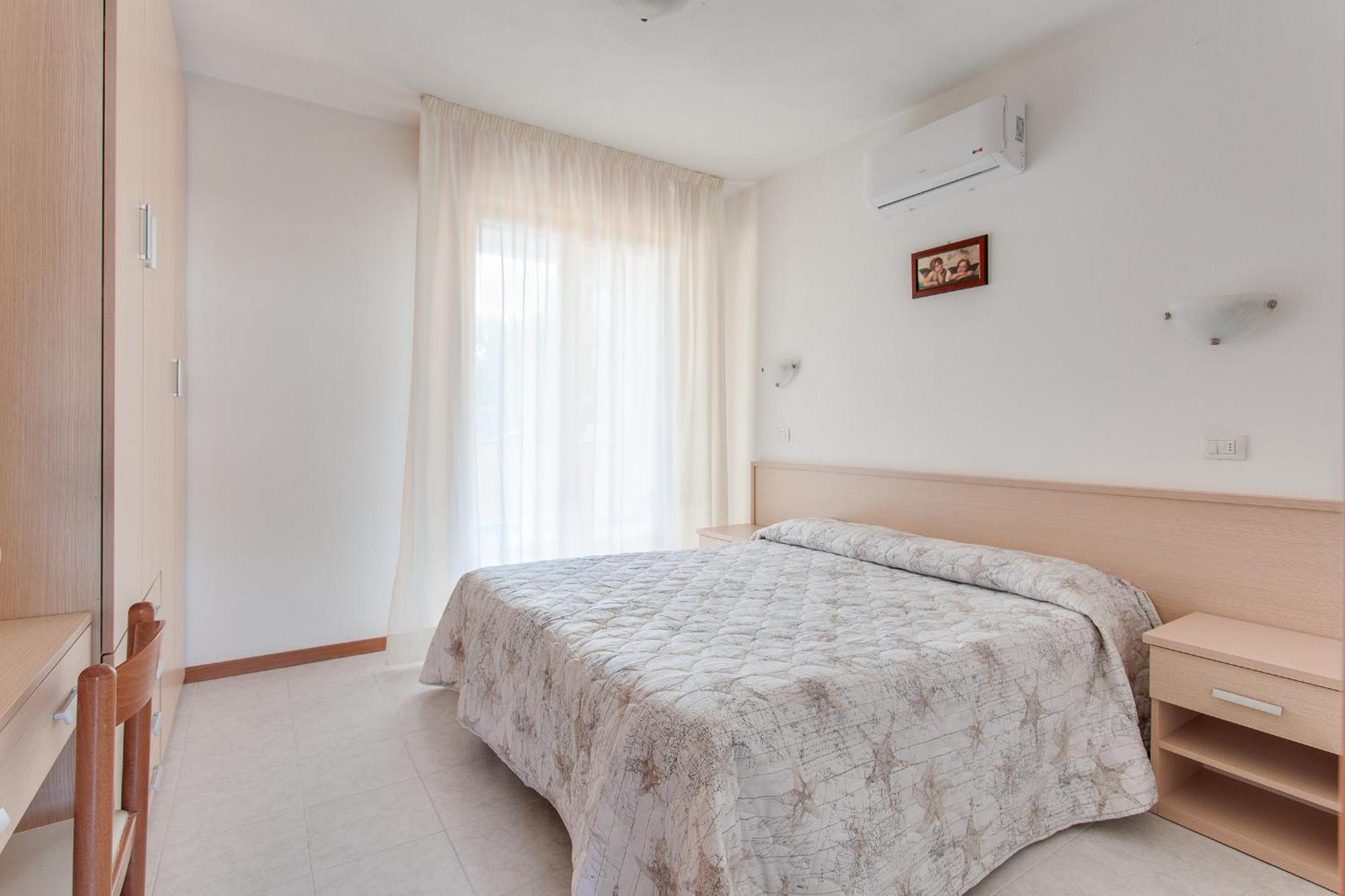 Aparthotel Costa Paradiso Лидо Адриано Екстериор снимка